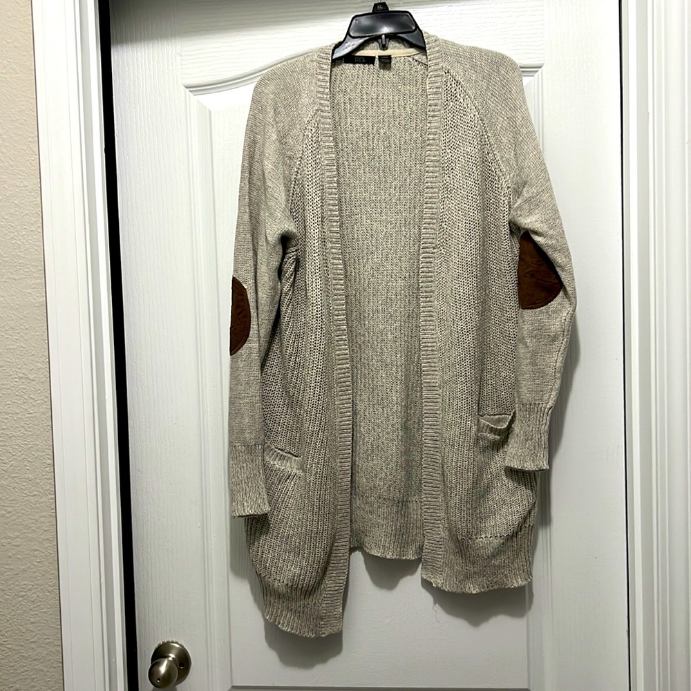 RDI sweater with stylish elbow pads